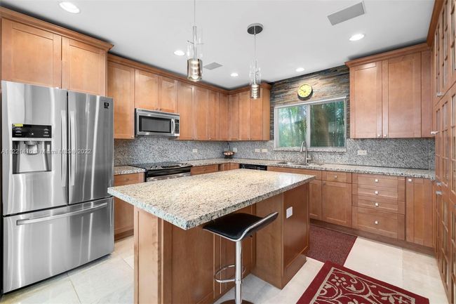 5510 San Vicente St, House other with 3 bedrooms, 3 bathrooms and null parking in Coral Gables FL | Image 7