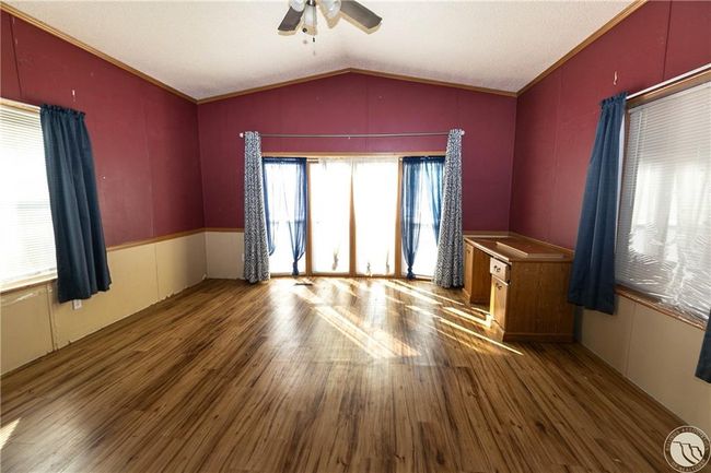 21 S Davidson Ave, Home with 3 bedrooms, 2 bathrooms and null parking in Absarokee MT | Image 15