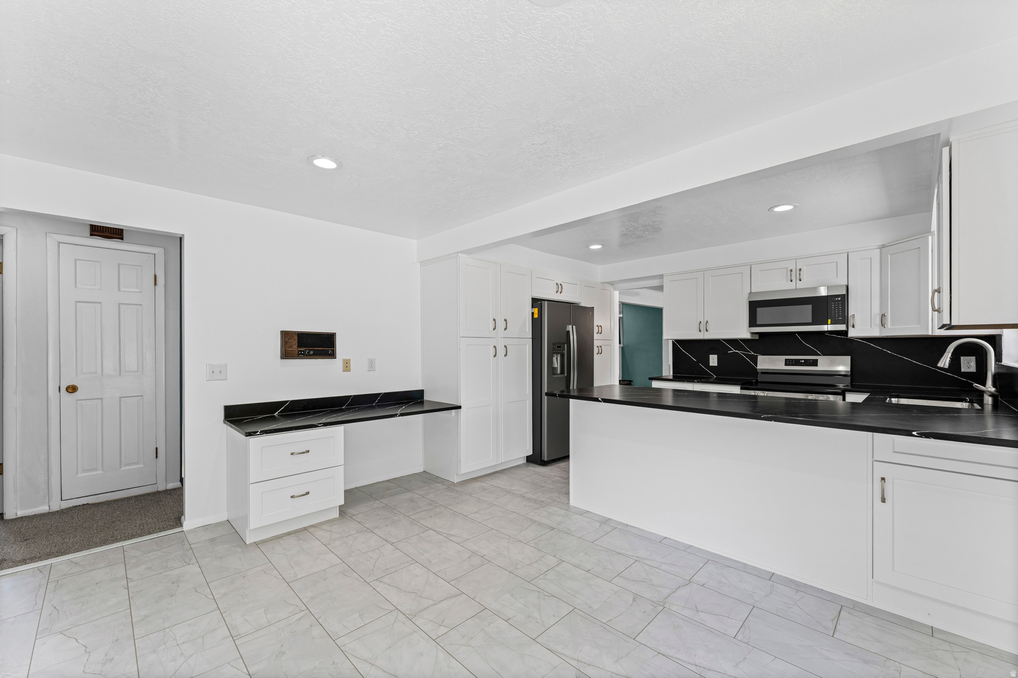 Residential in Pleasant View 5