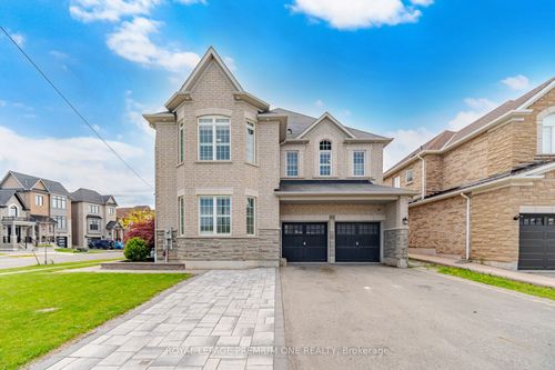 95 Retreat Blvd, Woodbridge, ON, L4H0C2 | Card Image