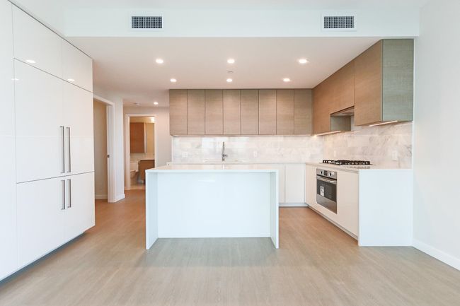4901 - 2108 Gilmore Ave, Condo with 2 bedrooms, 2 bathrooms and 1 parking in Burnaby BC | Image 6
