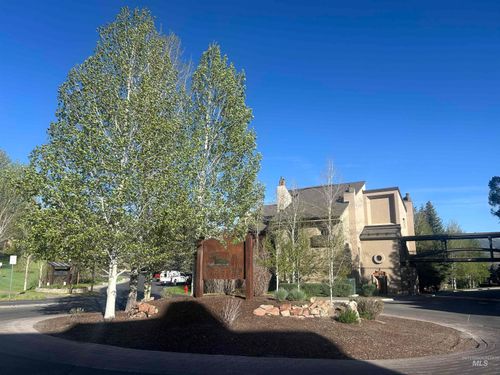 2019-109 Village Way, Sun Valley, ID, 83353-7710 | Card Image