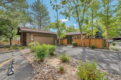 605 E Riverview Cir, Reno, NV, 89509-1120 | Card Image