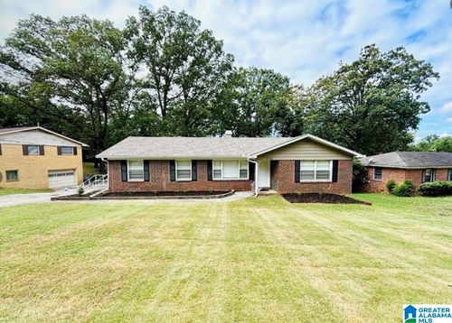 2124 3rd St Nw, CENTER POINT, AL, 35215-3432 | Card Image