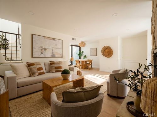 109-8125 Redlands St, Playa del Rey, CA, 90293-8776 | Card Image