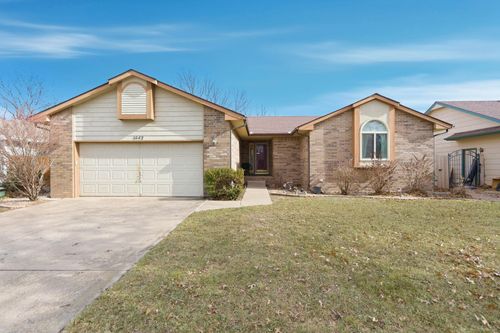 1442 N Pine Grove St, Wichita, KS, 67212-6953 | Card Image