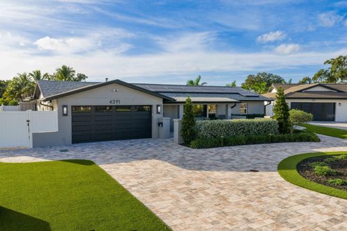 4391 38th Way S, St Petersburg, FL, 33711-4401 | Card Image