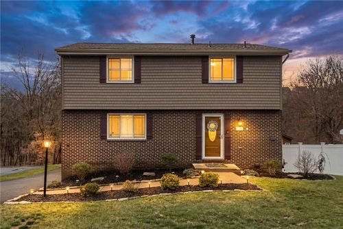 128 Darnley Dr, Coraopolis, PA, 15108-9752 | Card Image