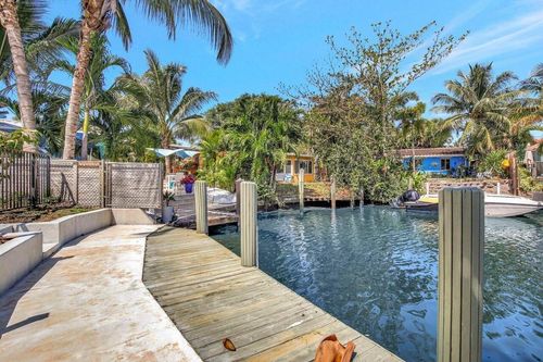 1733 Sw 5th Ct, Fort Lauderdale, FL, 33312-7516 | Card Image