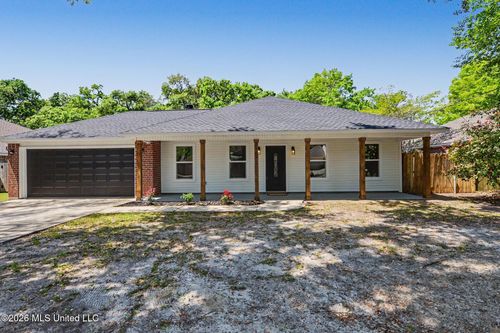 1513 S 8th Street, Ocean Springs, MS, 39564 | Card Image
