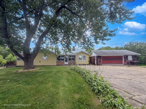 40W867 Big Timber Road, Hampshire, IL, 60140 | Card Image