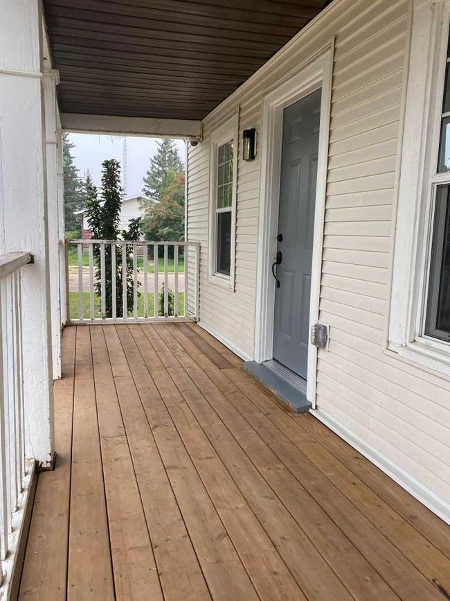 5015 47 Avenue, Home with 3 bedrooms, 1 bathrooms and 6 parking in Forestburg AB | Image 42