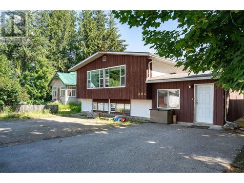 804 Second St W, Revelstoke, BC, V0E2S1 | Card Image
