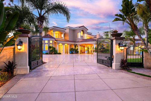 13059 Ripple Creek Ln, CAMARILLO, CA, 93012 | Card Image