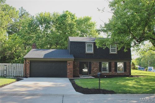 20 Savannah Ct, Belleville, IL, 62221-5736 | Card Image