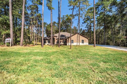 228 Feldspar Lane, Huntsville, TX, 77340 | Card Image