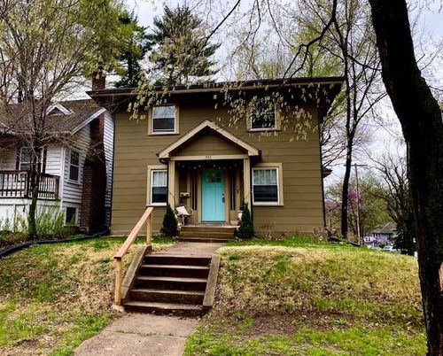 701 E 54th St, Kansas City, MO, 64110-2413 | Card Image