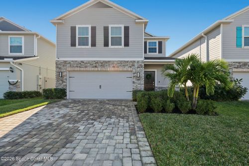 1018 Grantham Ln Se, Palm Bay, FL, 32909-1407 | Card Image