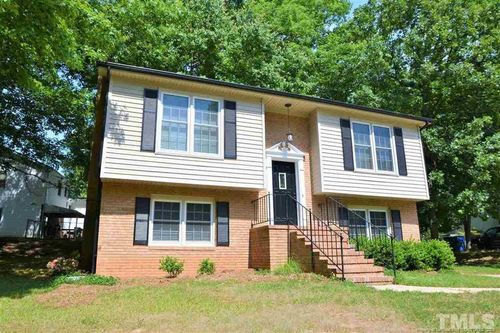 7801 Fairmont Ct, Raleigh, NC, 27615-4811 | Card Image