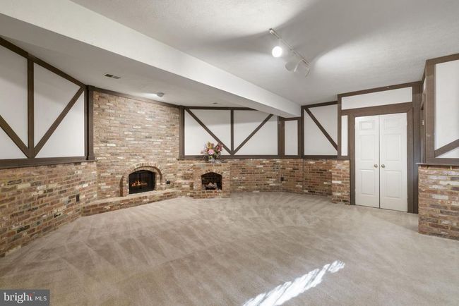 1537 Cedar Ave, Townhouse with 4 bedrooms, 5 bathrooms and null parking in MCLEAN VA | Image 45