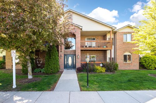 6-2592 Eagles Cir, Ypsilanti, MI, 48197-1588 | Card Image