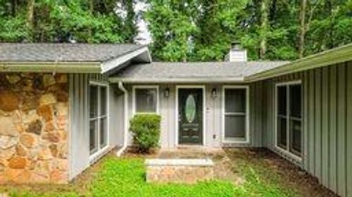 1328 Hidden Hills Pkwy, Stone Mountain, GA, 30088-3119 | Card Image