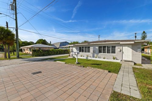 413-415 Se 23rd St, Fort Lauderdale, FL, 33316 | Card Image