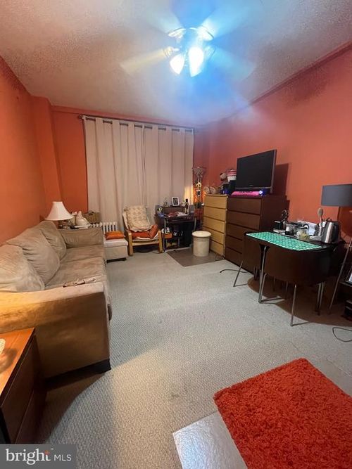 apt-421-1324 Locust St, PHILADELPHIA, PA, 19107-5644 | Card Image