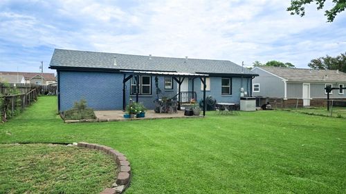 434 Locust St, Ardmore, OK, 73401-1744 | Card Image