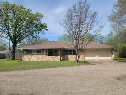 215 N Karl Cayton St, Groesbeck, TX, 76642-1241 | Card Image