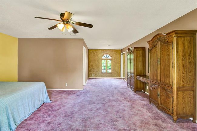 1707 County Road 654d, House other with 5 bedrooms, 2 bathrooms and null parking in Brazoria TX | Image 17