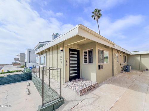 1327 Devon Ln, Ventura, CA, 93001-4024 | Card Image
