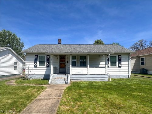 814 Griffin St, Niles, OH, 44446-3157 | Card Image
