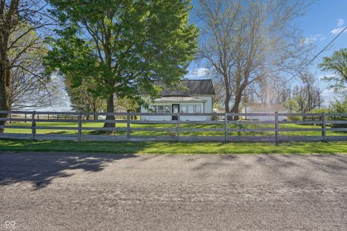 8174 N 325 W, Fountaintown, IN, 46130-9770 | Card Image