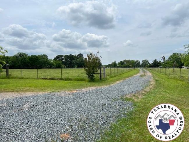 3134 &amp; 3138 Fm 1398, Home with 2 bedrooms, 1 bathrooms and null parking in Hooks TX | Image 16