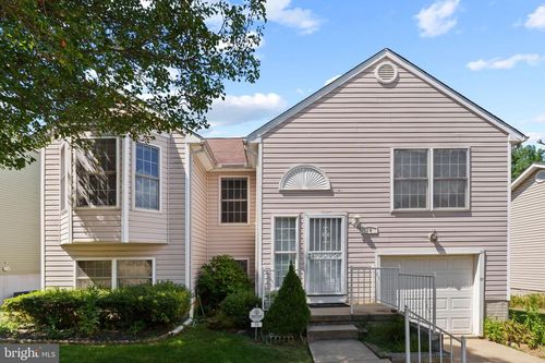 16 Rhonda Ct, Baltimore, MD, 21244-2038 | Card Image