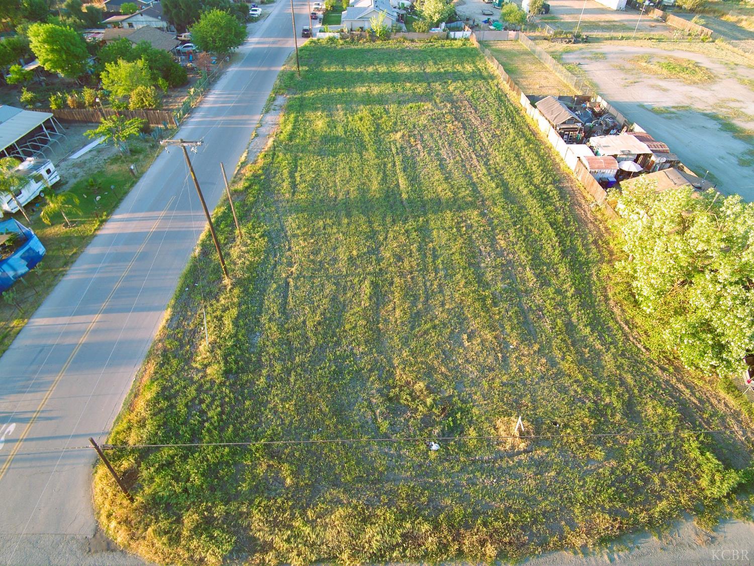 Land in Corcoran