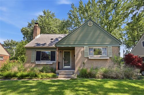 1851 Beaverton Dr, Kettering, OH, 45429-3933 | Card Image