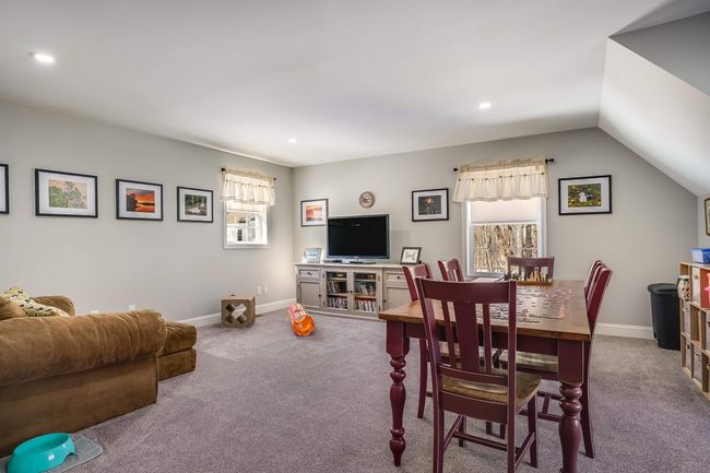 8 Green Rd, House other with 3 bedrooms, 3 bathrooms and null parking in Raymond NH | Image 21
