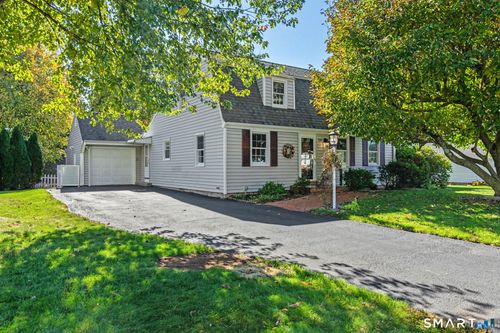 11 Centerwood Road, Newington, CT, 06111 | Card Image