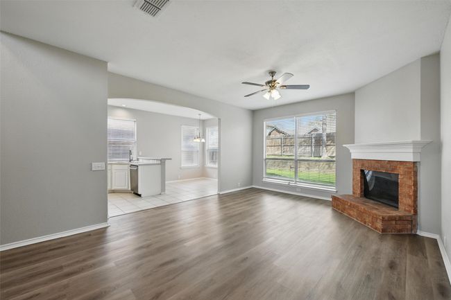 7845 Orland Park Cir, House other with 4 bedrooms, 3 bathrooms and null parking in Fort Worth TX | Image 4