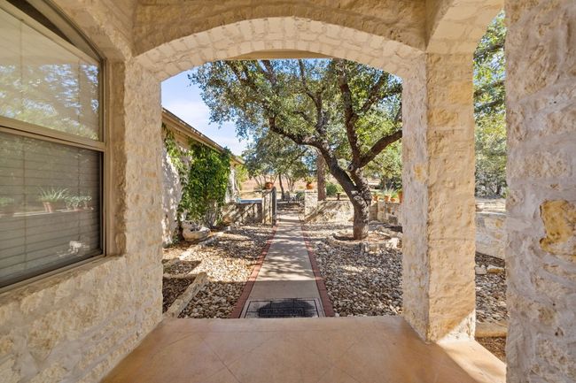 116 Grey Fox Ln, House other with 3 bedrooms, 2 bathrooms and 6 parking in Bertram TX | Image 4