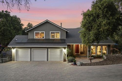 17200 Holiday Dr, Morgan Hill, CA, 95037-6509 | Card Image