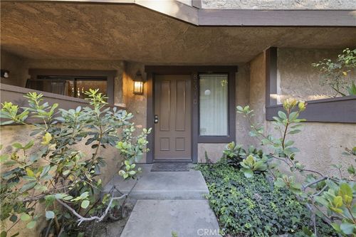 c-8231 Mason Ave, Winnetka, CA, 91306 | Card Image