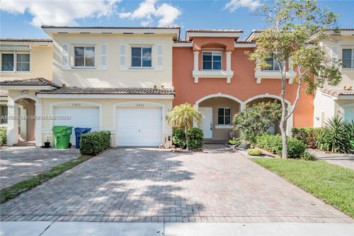 11425 Nw 34th Pl, Sunrise, FL, 33323-1443 | Card Image