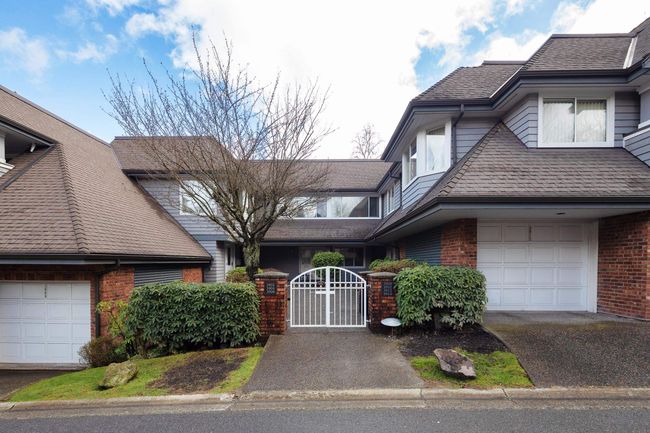 3902 Creekside Place, Townhouse with 2 bedrooms, 2 bathrooms and 2 parking in Burnaby BC | Image 37