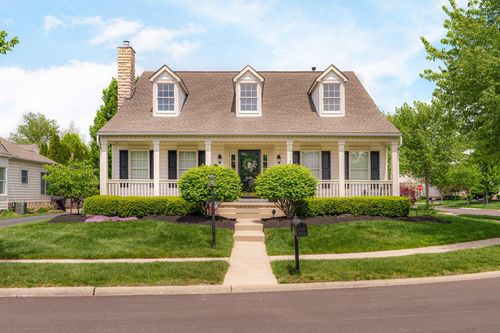 6934 Joysmith Cir, New Albany, OH, 43054-9077 | Card Image