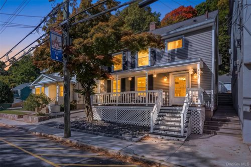 151 Grand St, Croton-On-Hudson, NY, 10520-2306 | Card Image