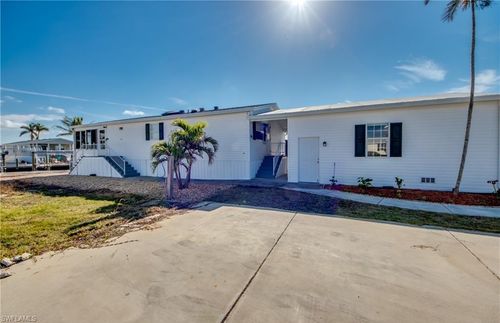 14 Nancy Ln, Fort Myers Beach, FL, 33931-2941 | Card Image