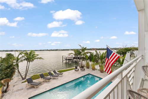 371 12th Ave, INDIAN ROCKS BEACH, FL, 33785-2854 | Card Image